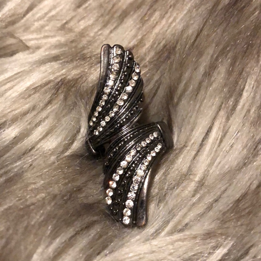 Adjustable ring